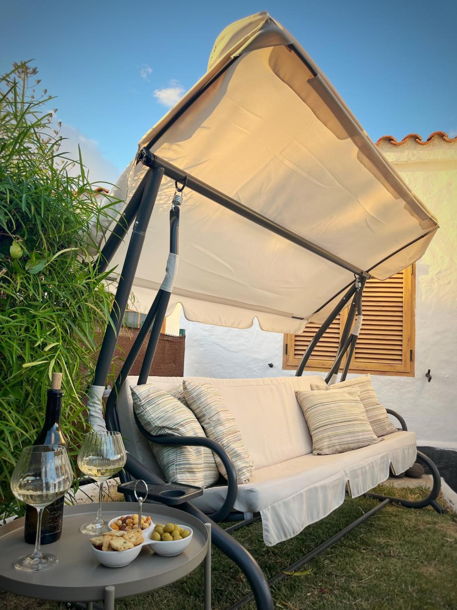 Buzzstays: 1-Bed Bungalow, Garden, Near Yumbo & Beach Maspalomas  Exteriör bild
